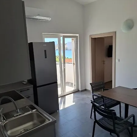 Rab Diving Mirko Affittacamere 3*