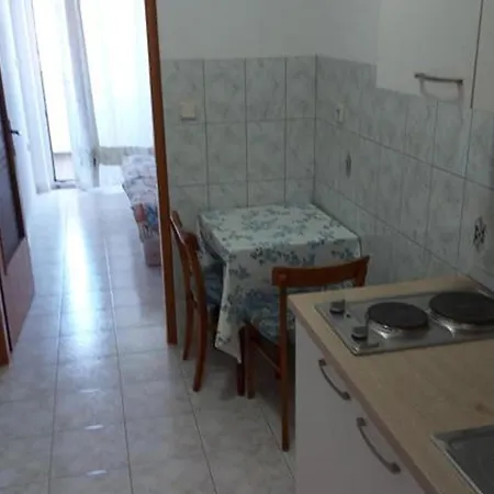 Rab Diving Mirko 3* Rab Town