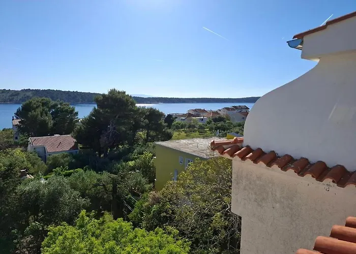 招待所 Rab Diving Mirko