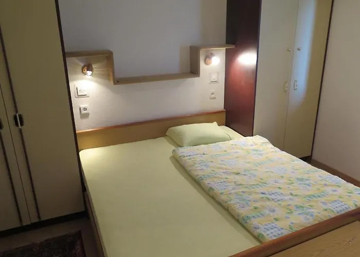 招待所 Rab Diving Mirko 拉布